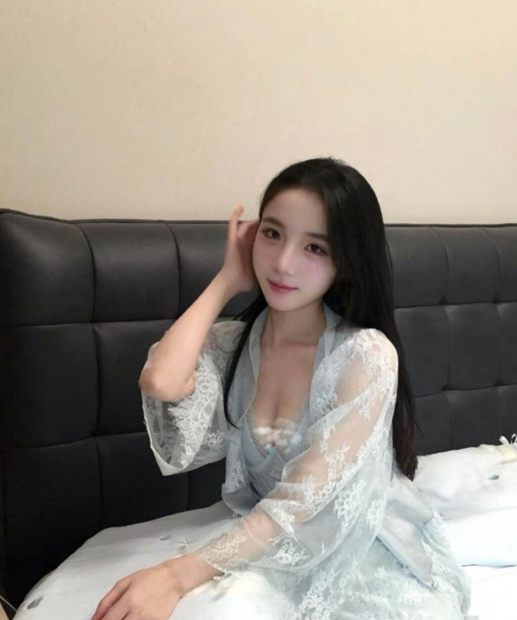 武汉性感美臀小野猫