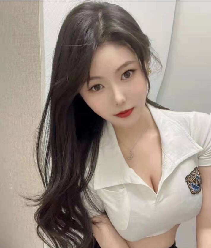 渭南大胸性感靓妹可三通各种制服体验
