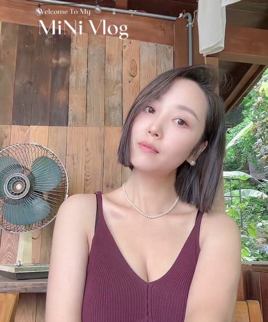 大同短发少妇深喉毒龙很卖力