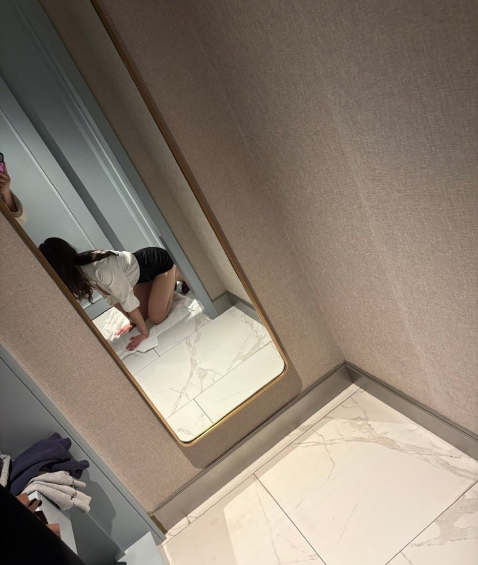 上海包时年轻嫩妹奶大活好巨乳（可果聊）