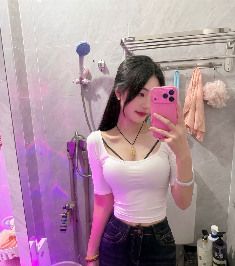 兼职女孩粉嫩美穴水多性欲强敏感体质无异味