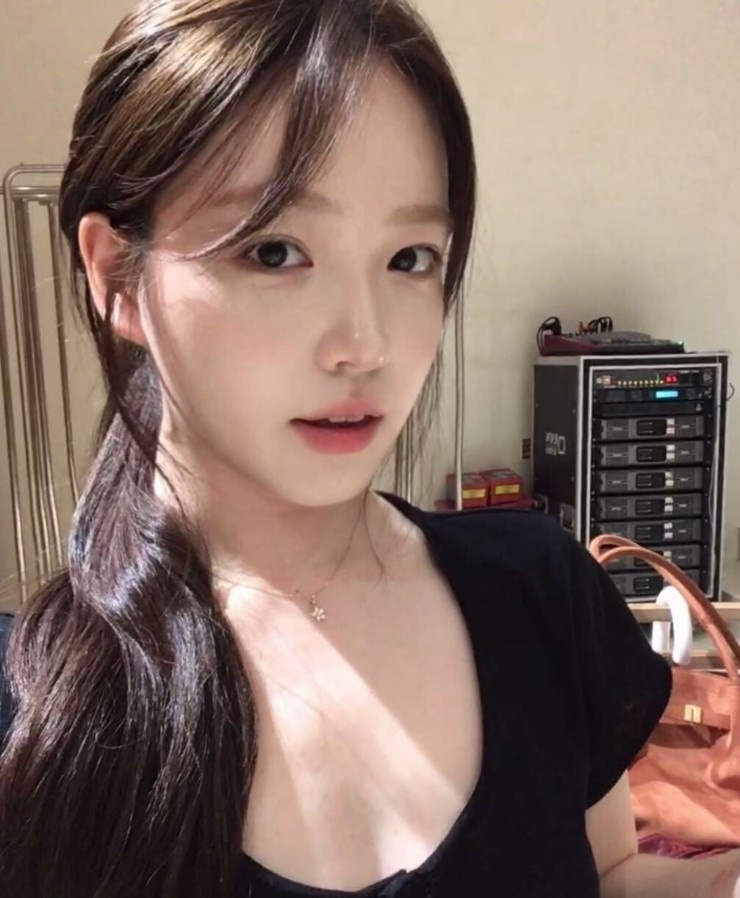 广州骚劲十足的小淫妹