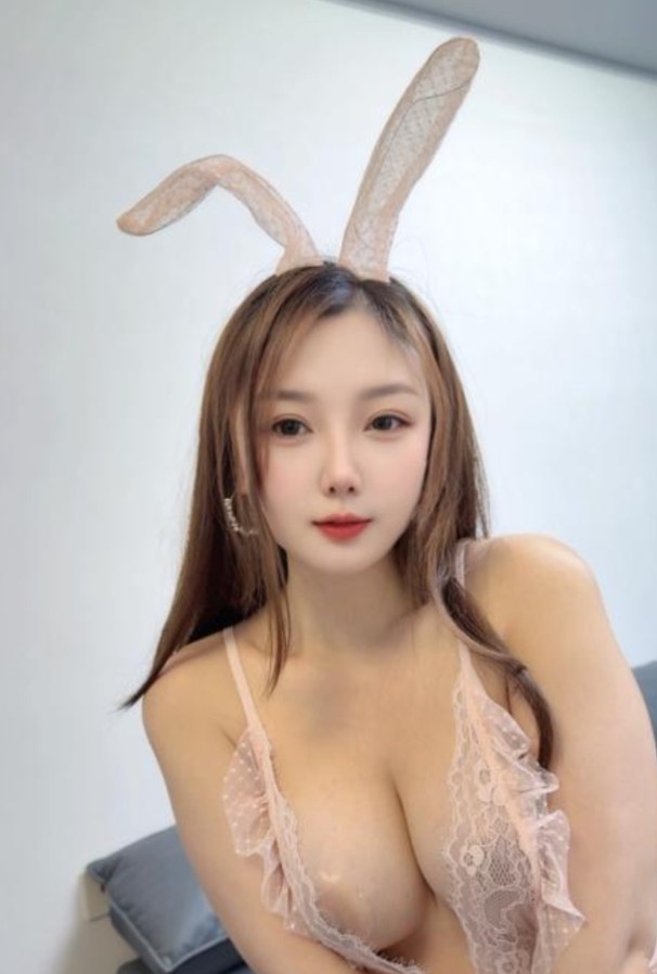 沈阳市性感妹子肤白胸大