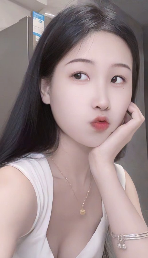 上海反差妹妹粉嫩紧致乖巧配合可调教（公寓上课可外出）