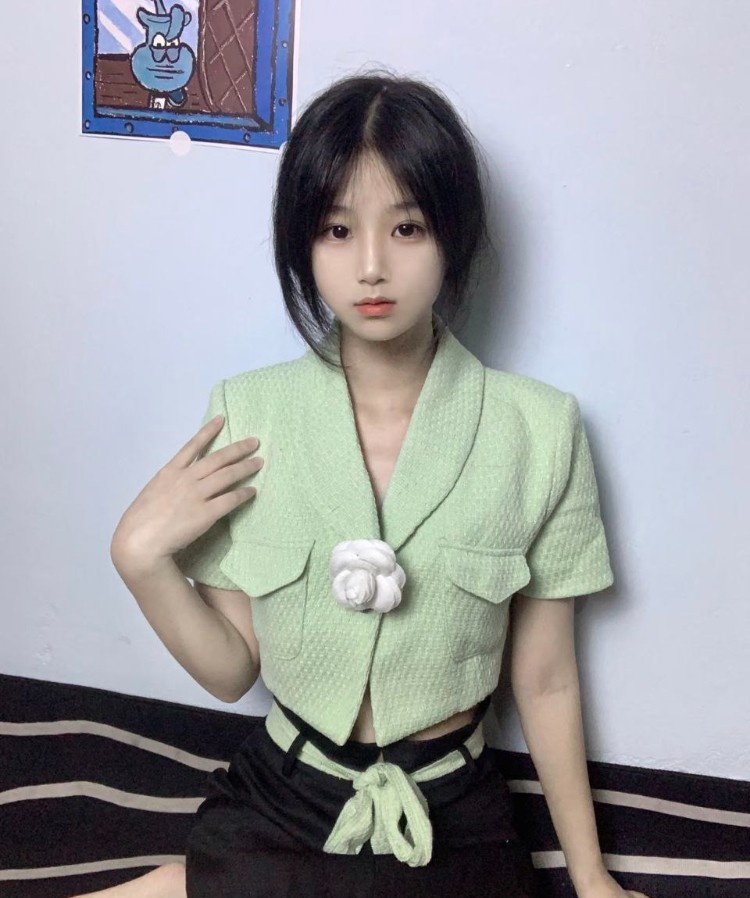 实体中低端：兼职妹妹 资源丰富 面付 无定金【可无套内射】妹妹自带公寓有体检报告yk