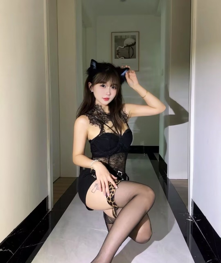 铁西嫩白小姐姐