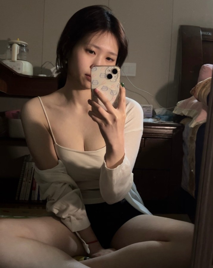 慈溪市刚下海的小妹服务体贴温柔汁水多