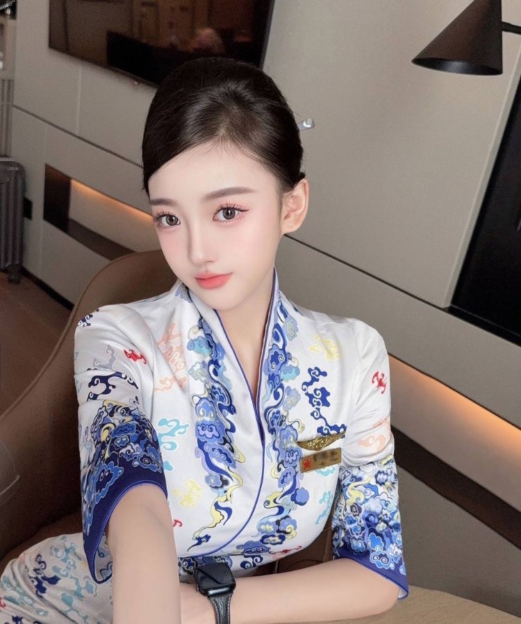 空姐刚下海 最喜欢肉棒