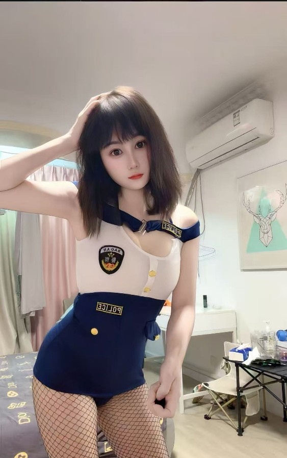 浦东巨乳小姐姐