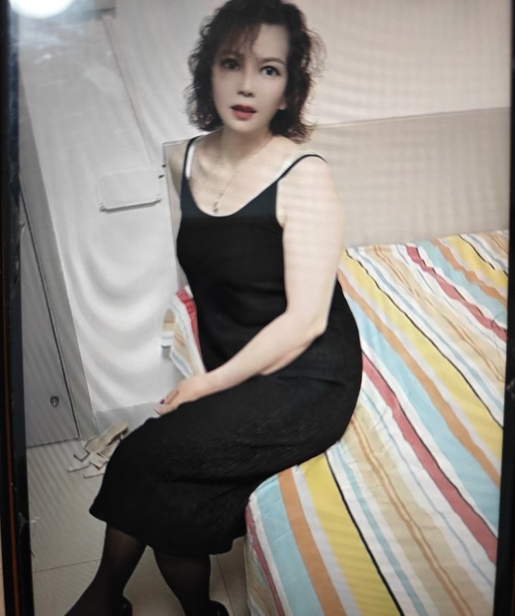 越秀性感熟女阿姨