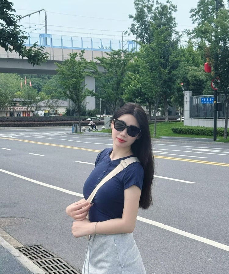 宜春萌妹子