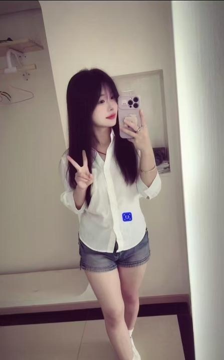 大奶萝莉静静酱