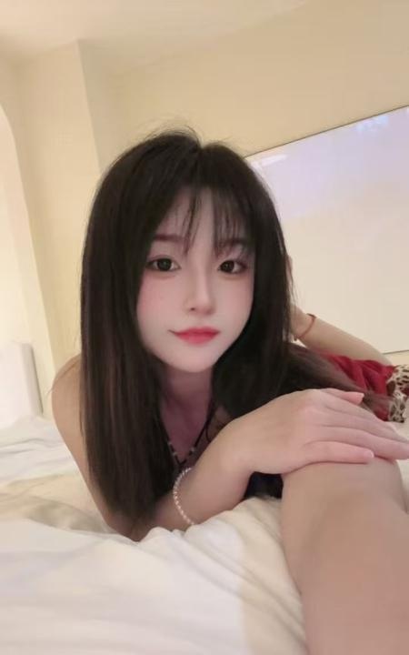 大奶萝莉静静酱