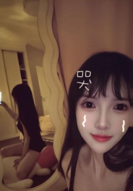 栖霞高挑甜妹