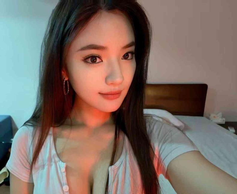 丰乳肥臀细腰