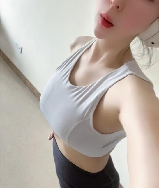 兼职的御姐