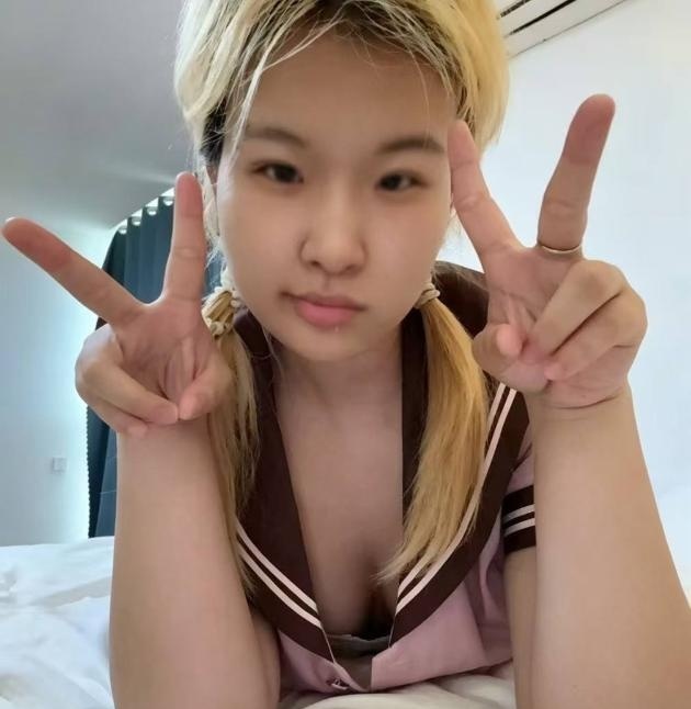 新人妹妹小穴紧水多