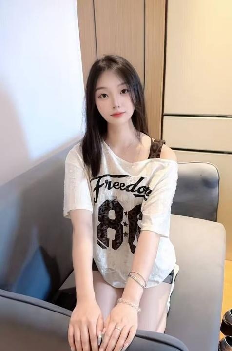 洪山服务热情小姐姐
