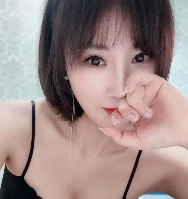出击骚逼爽记