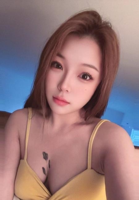 服务不催钟小幂幂