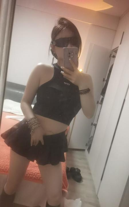 邂逅长腿大奶知言