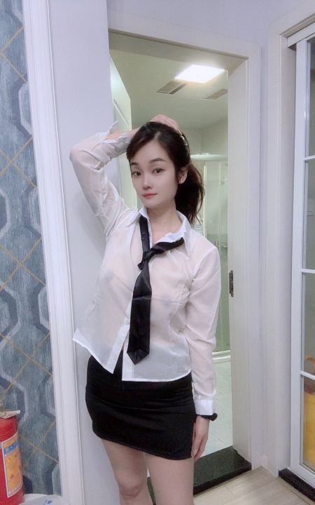 上城性感希希