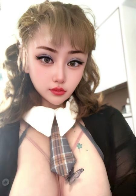 东站巨臀榨汁机