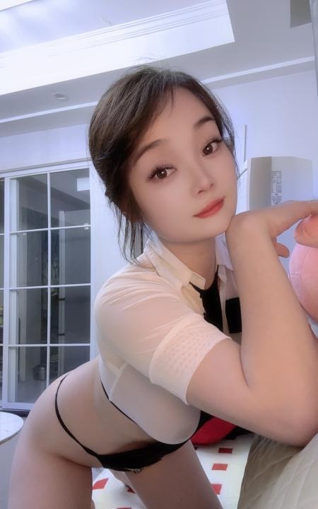 上城纯欲大奶小希