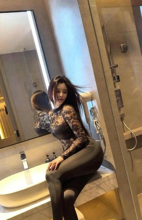 丰满翘臀美少妇若兰