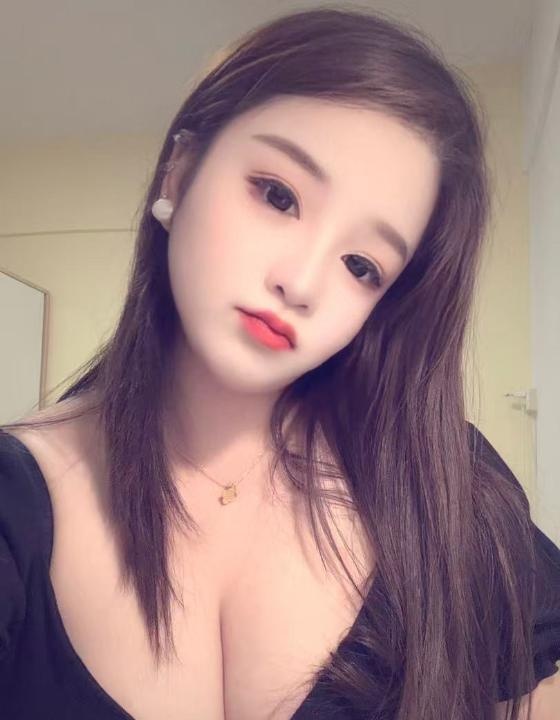 性感F奶小桃子