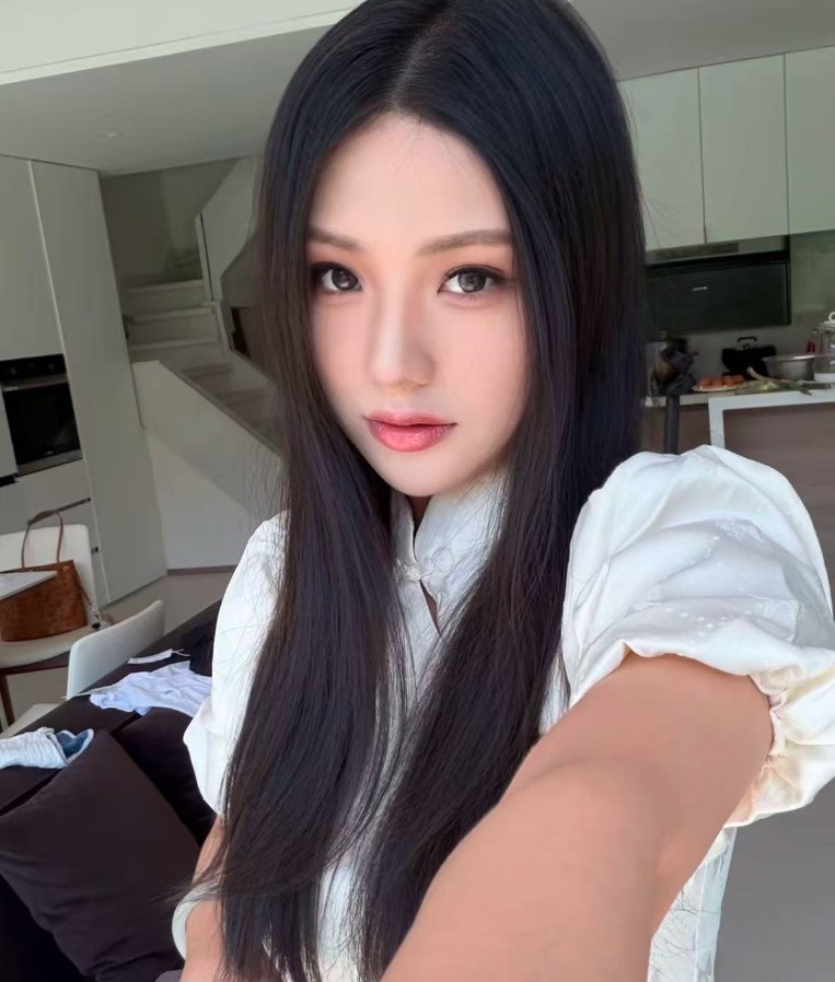 朝阳性感淫荡御姐