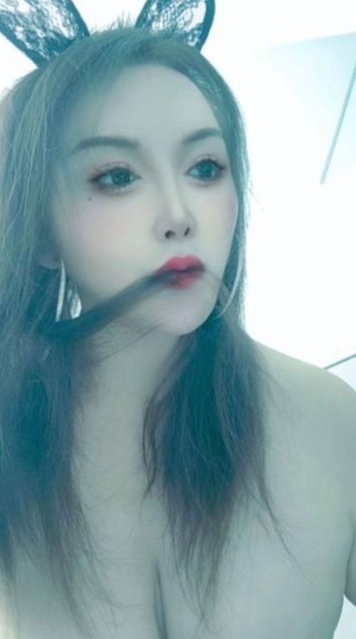 义乌风骚御姐大奶小少妇