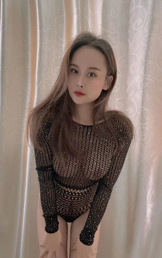 秦淮黑丝少妇