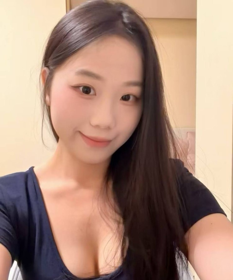 昌吉市能玩sm制服诱惑的小甜妹