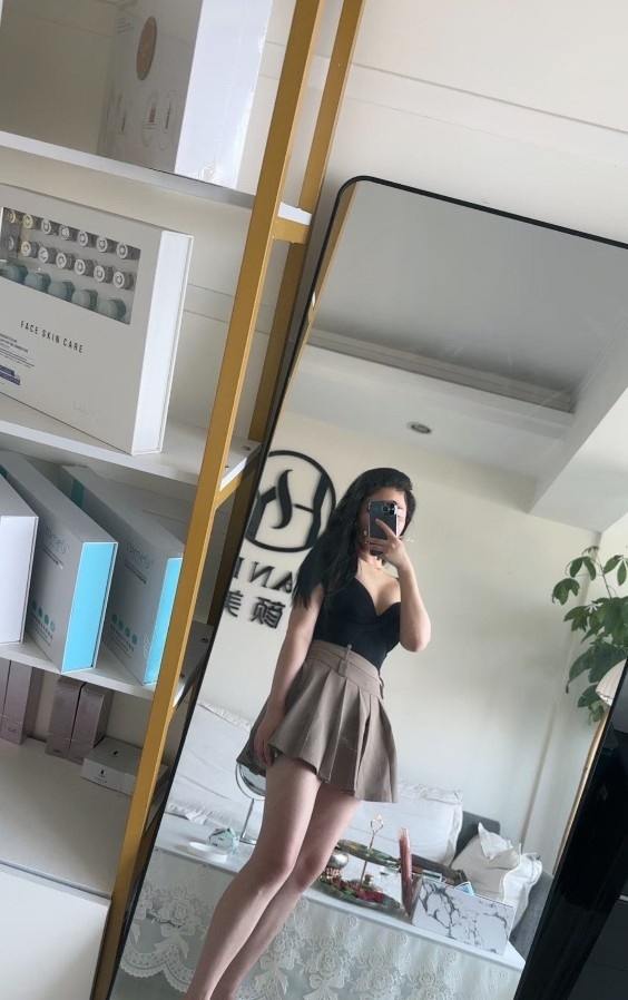 保时捷少妇