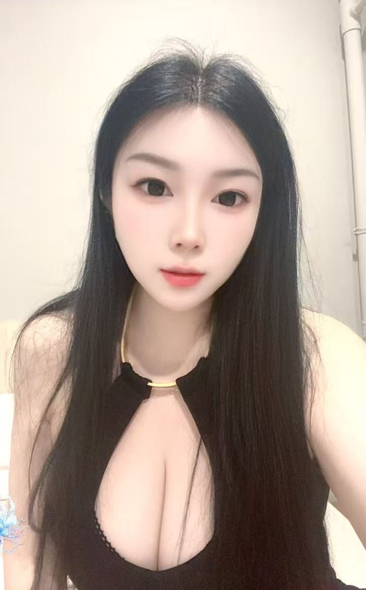 巨乳多多老师