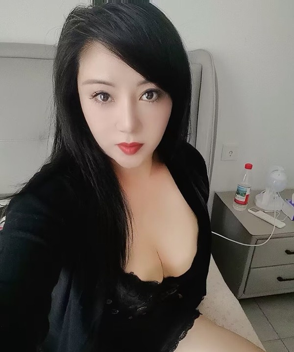 兼职小骚妇