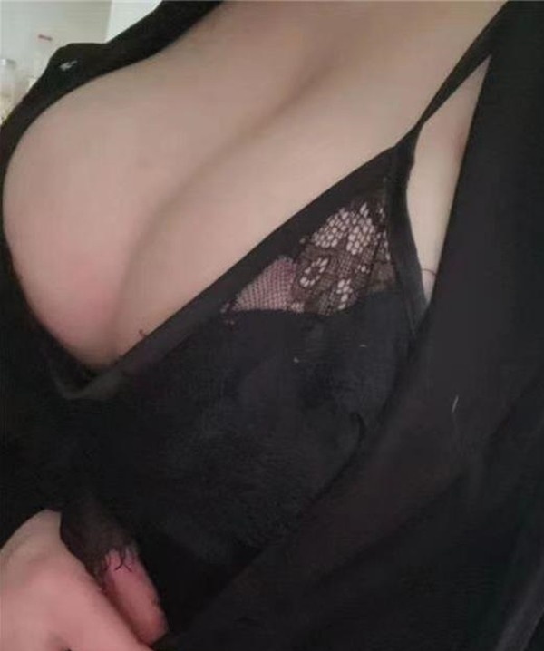 兼职小骚妇
