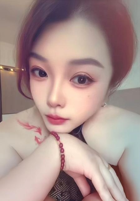 丰满巨乳骚女琳琳姐