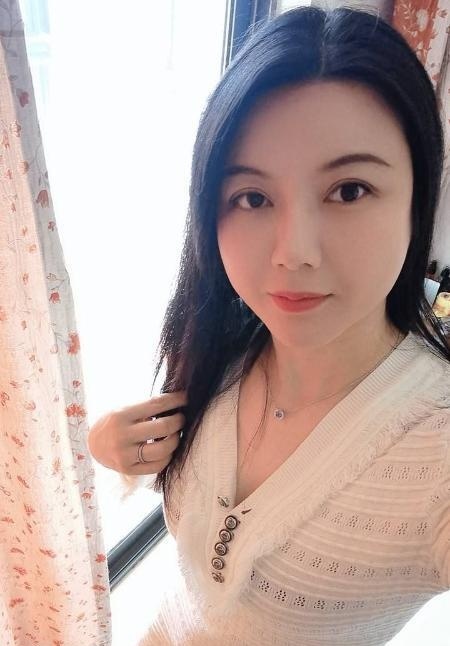 园区大奶少妇啊朱