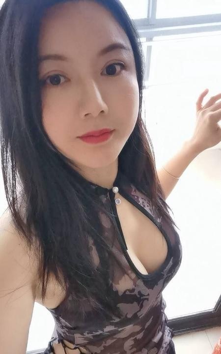 园区大奶少妇啊朱