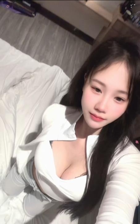 身材苗条性感老师