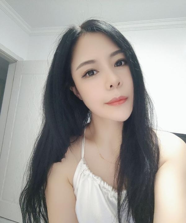 御姐青青老师
