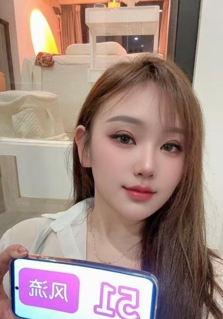 沙井美臀小甜甜