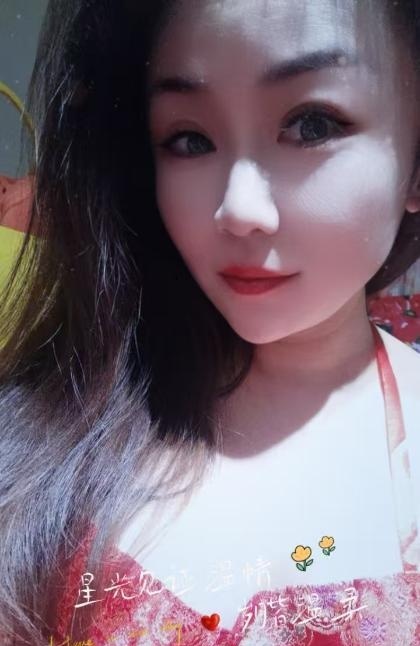 木渎白皙风韵小姐姐