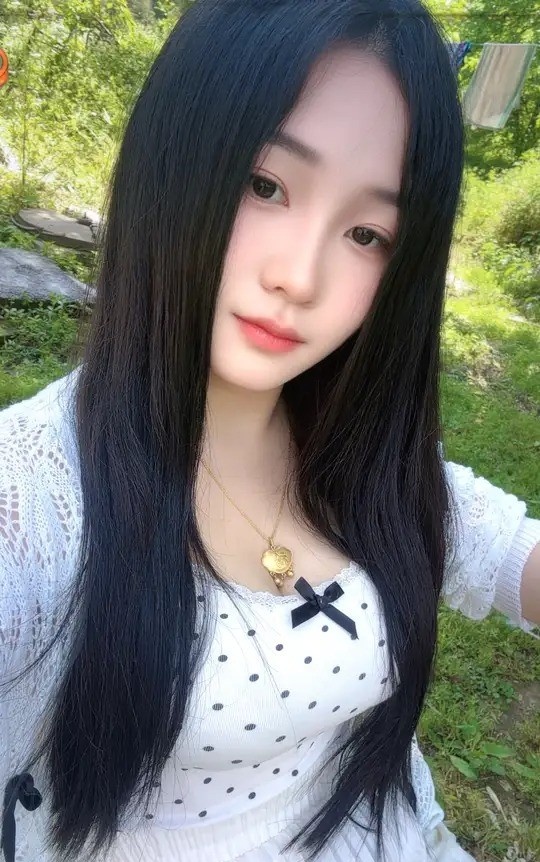 昌吉市00后初下水嫩妹