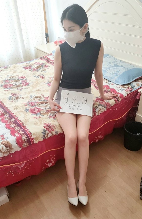 80斤市北李彤，还是那么柔柔弱弱，抱起来干