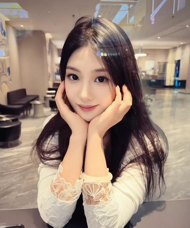朝阳性感美艳少妇