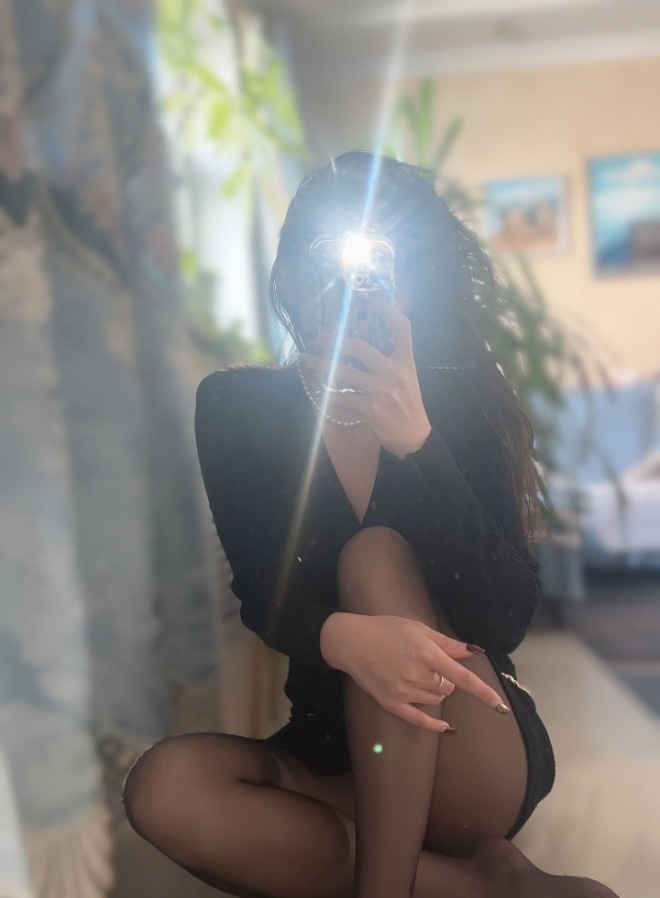 丝袜性感小少妇
