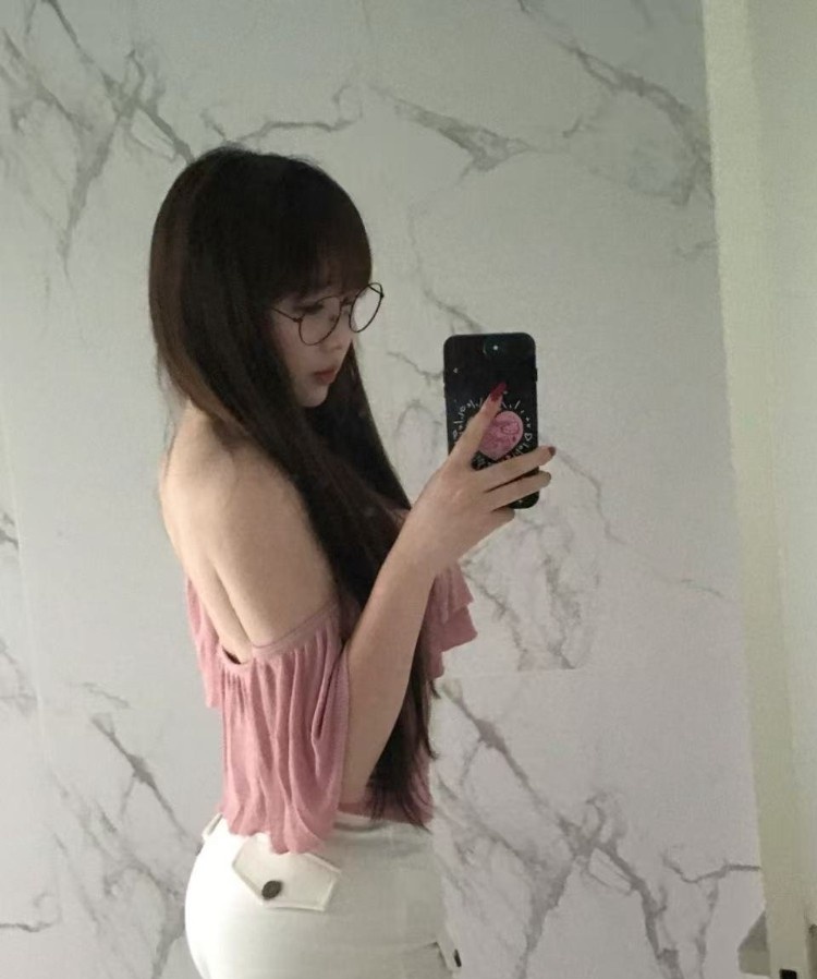 骚气微胖肉感多汁